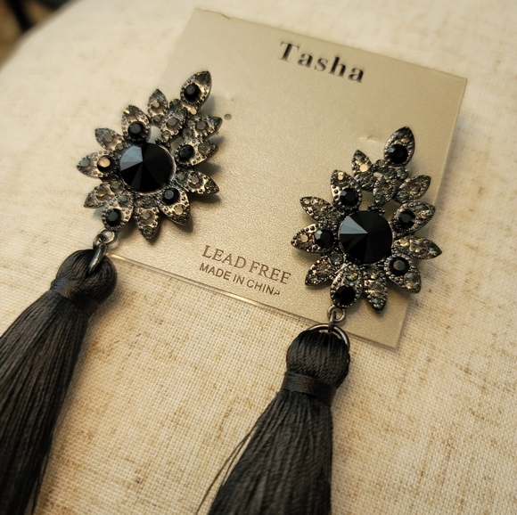 LOW START 💎Tasha tassel earings - Picture 2 of 2